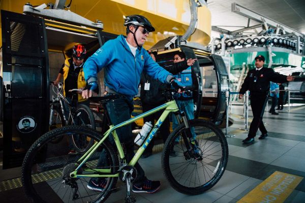 Transporte de bicicletas en el teleférico Amarilloy Verde serán gratuitos  todos los domingos | Urgentebo