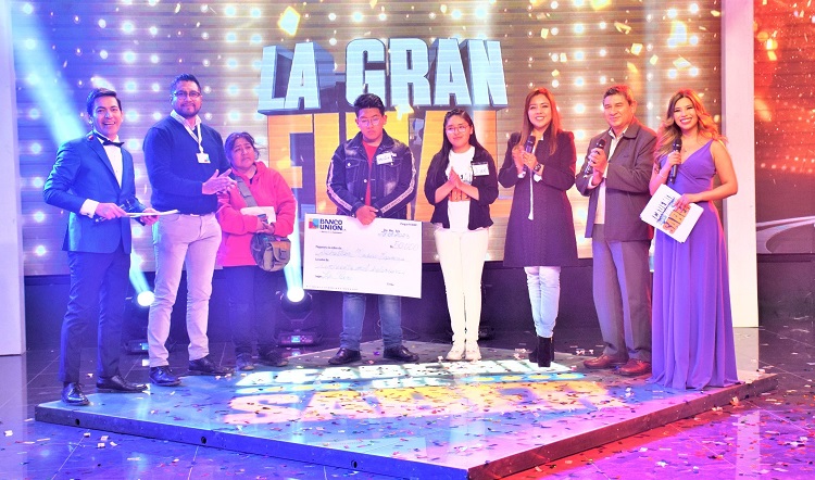Un estudiante se gana un premio de Bs 50 mil por saber más Urgentebo
