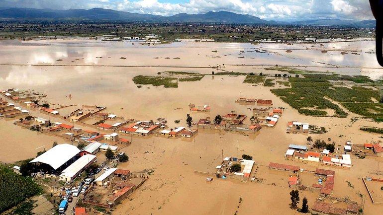 Defensa Civil alerta de peligro de inundaciones por la Niña Urgentebo