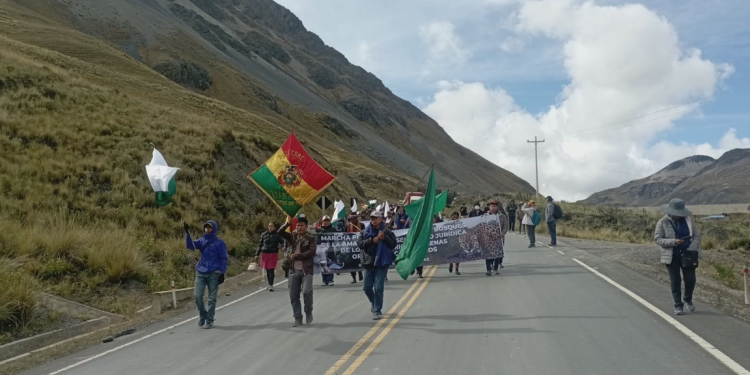 Marcha Indígena Exige Abrogación de Ley Agraria en La Paz